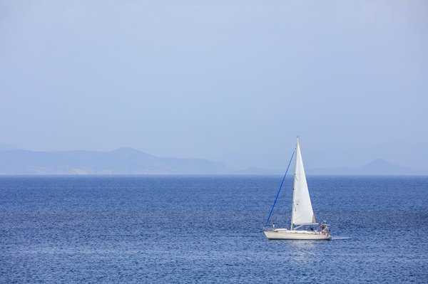 Astuces pour faire de la voile en toute sécurité
